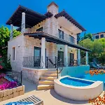 Jasmine Peninsula * カシュ
