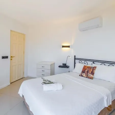 Jasmine Peninsula Villa