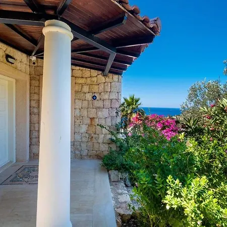 Jasmine Peninsula Villa *