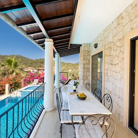 Jasmine Peninsula Villa